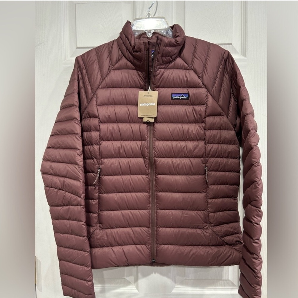 Patagonia Women’s Medium Down Sweater Puffer Jacket Dulse Mauve Pink NWT Puff